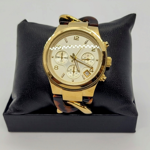 Michael Kors Chain MK4222 Women's Wrist Watches, Gold Dial - Picture 2 of 7